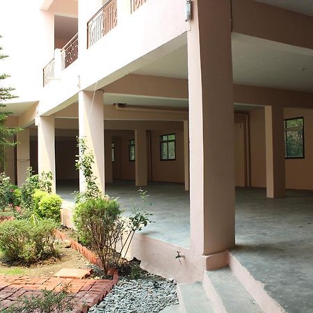 Bhīm Tāl Greenwood Hotel מראה חיצוני תמונה