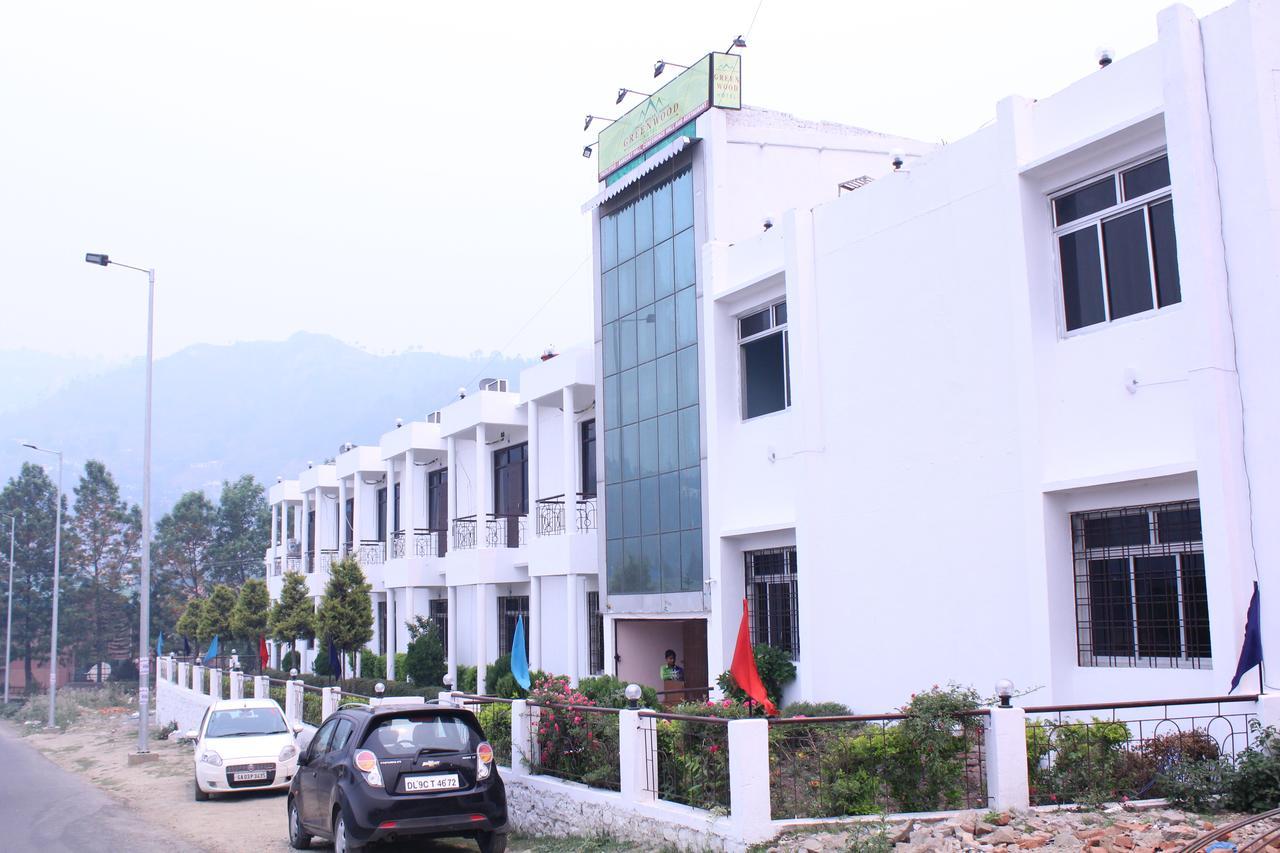 Bhīm Tāl Greenwood Hotel מראה חיצוני תמונה