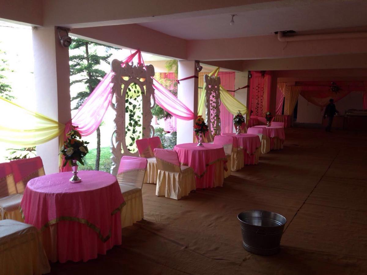 Bhīm Tāl Greenwood Hotel מראה חיצוני תמונה