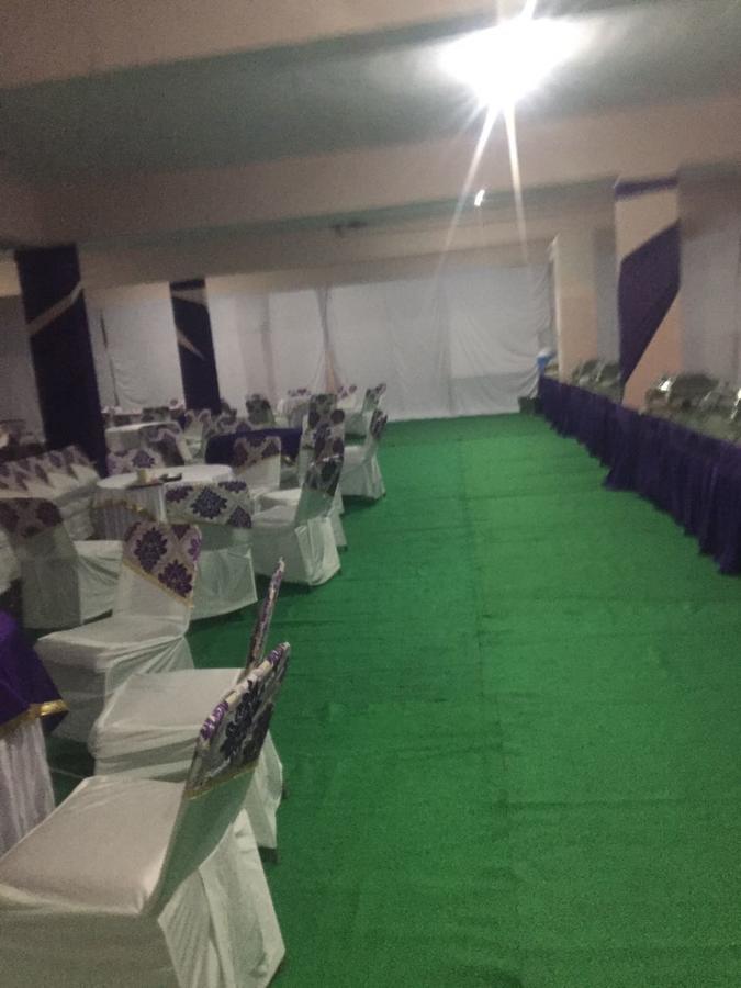 Bhīm Tāl Greenwood Hotel מראה חיצוני תמונה